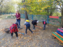 Осенний субботник Осенний субботник.