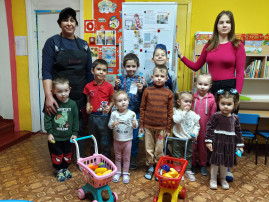 Знакомство с профессиями Знакомство с профессиями.